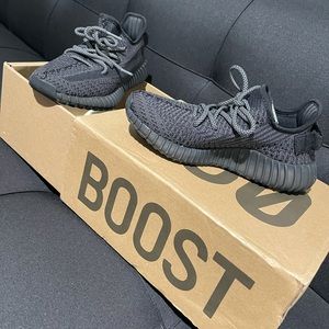 Yeezy boost 350 v2